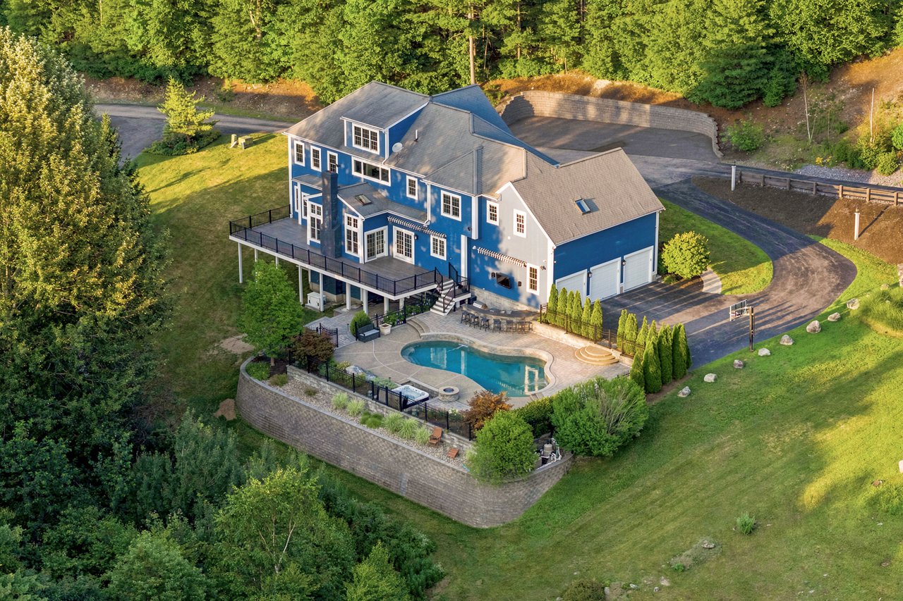 25 Collins Rd