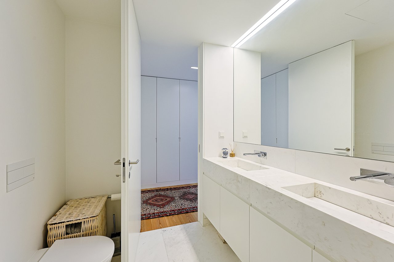 Elegant 2-Bedroom Apartment in One Living Cascais with Premium Amenities