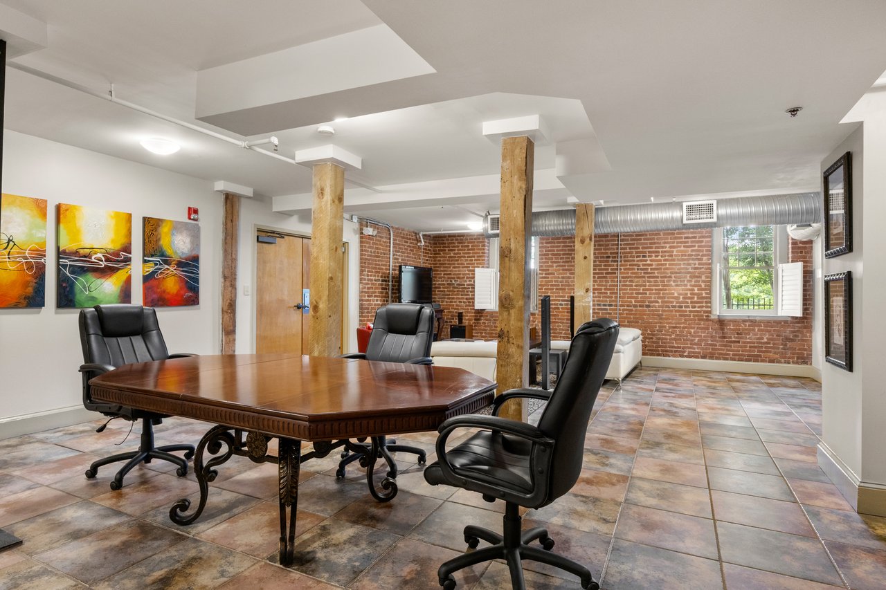 266 11th Street NE Unit: 103