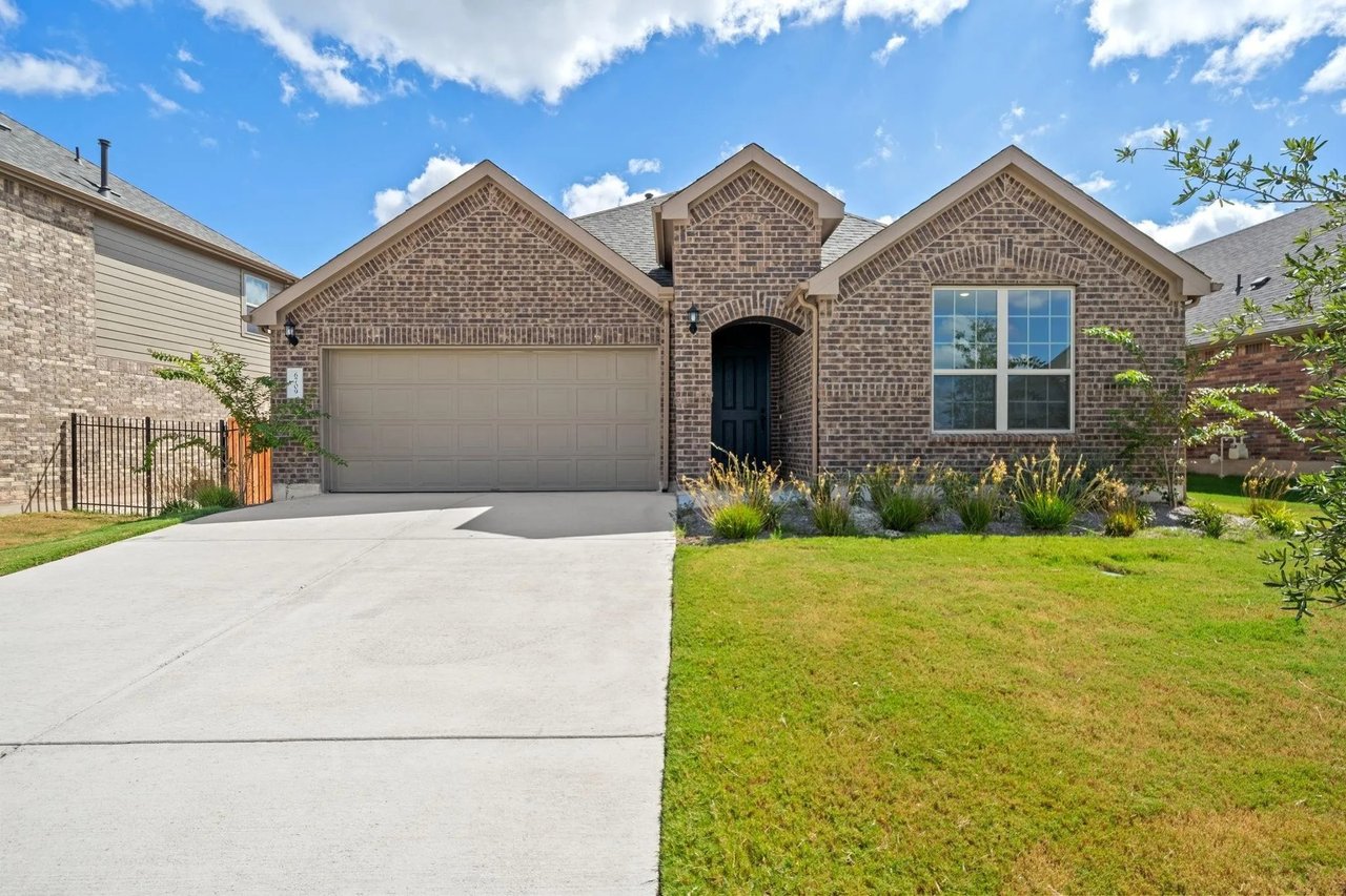 6709 Cliff Rose Dr