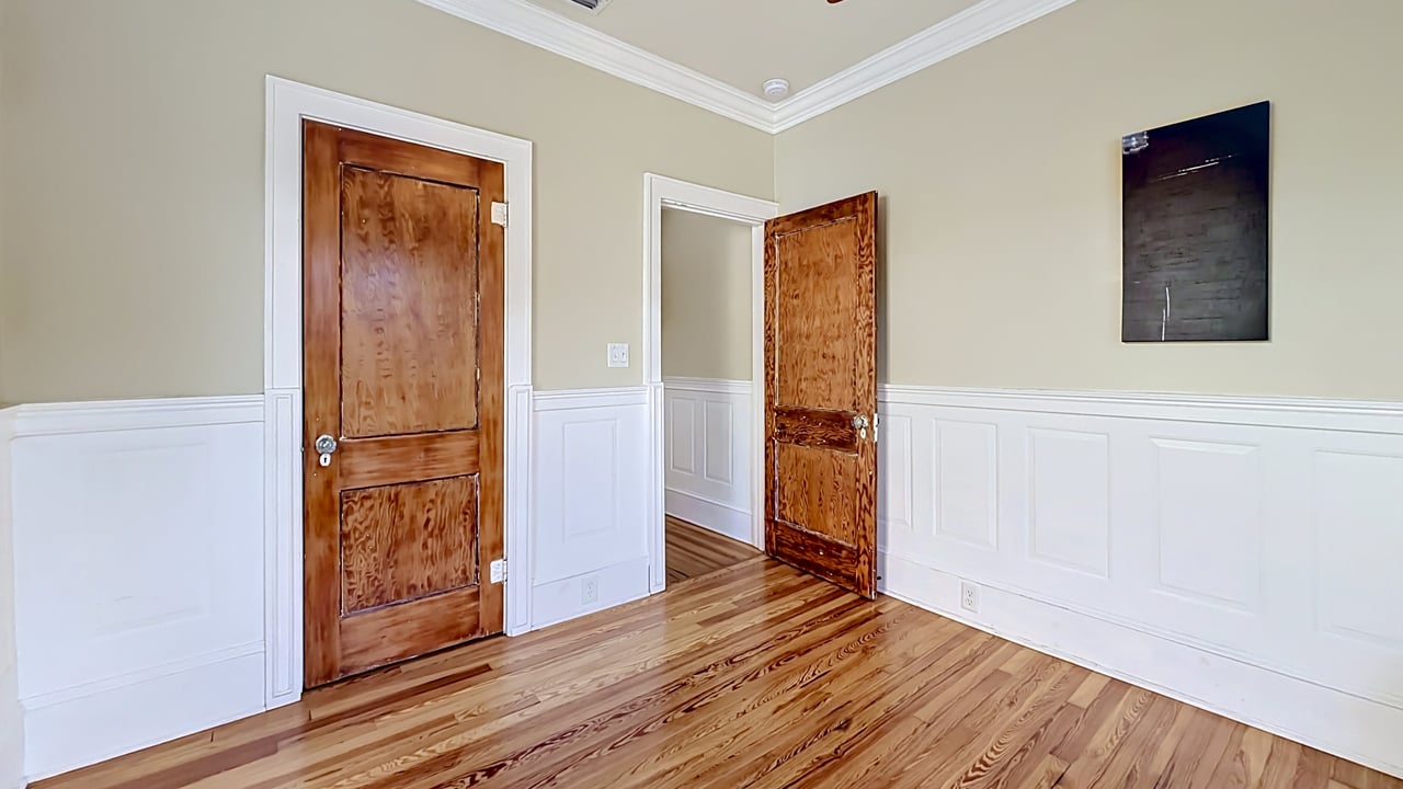 Charming 1925 Bungalow with Guesthouse in Orlando's Colonialtown