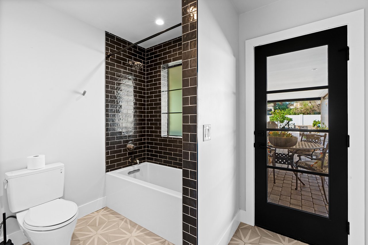 3842 E SAN MIGUEL Avenue, Paradise Valley