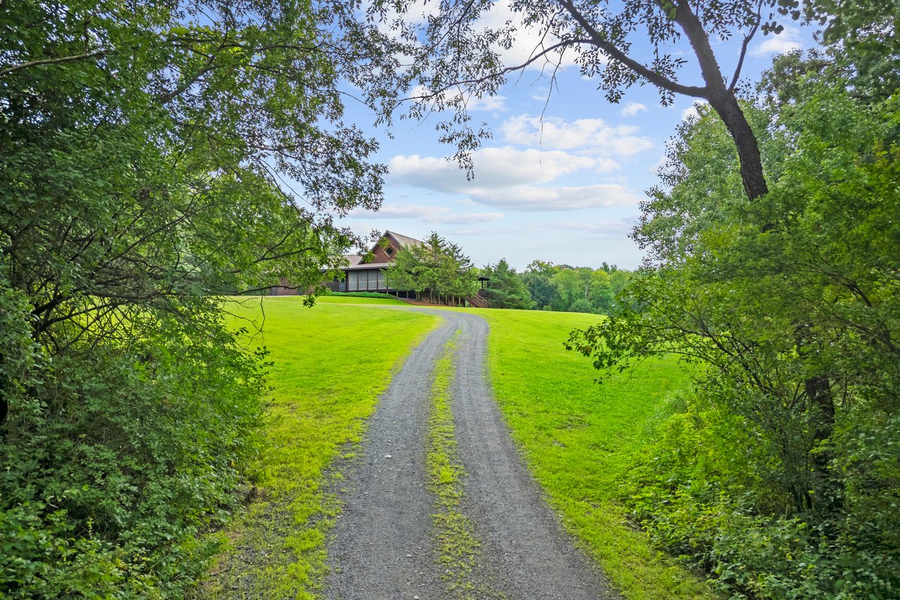 2427 Beede Lake Trail