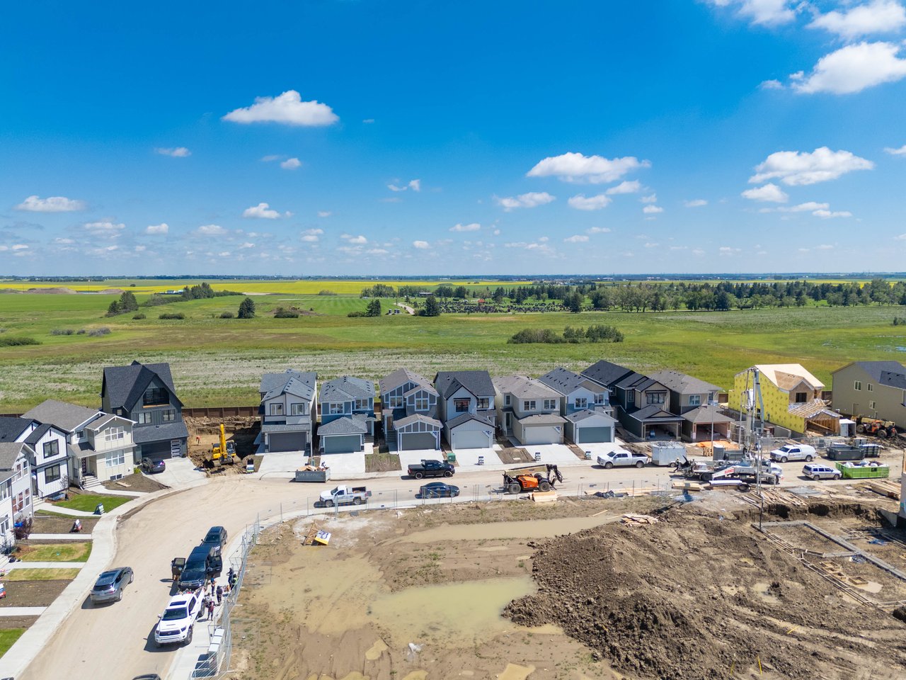 143 Belvedere Crescent SE