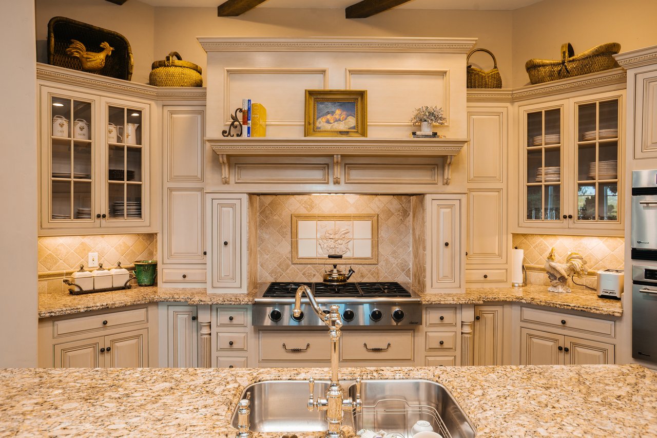 7410 Alturas Court, Monterey
