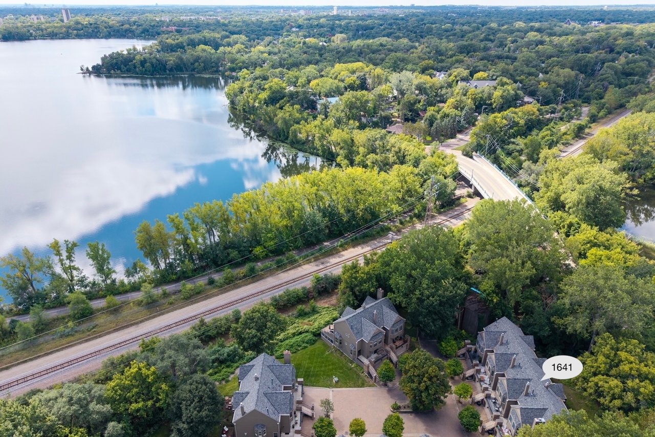 1641 Cedar Lake Pkwy