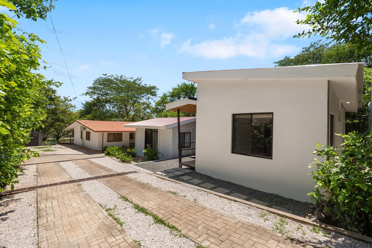 Multi-Home Property | Versatile Estate Near Playa Avellanas