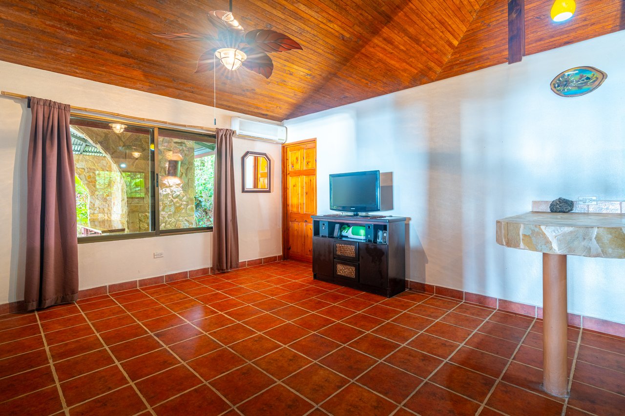 Castillo Puesta del Sol, Escalares - 