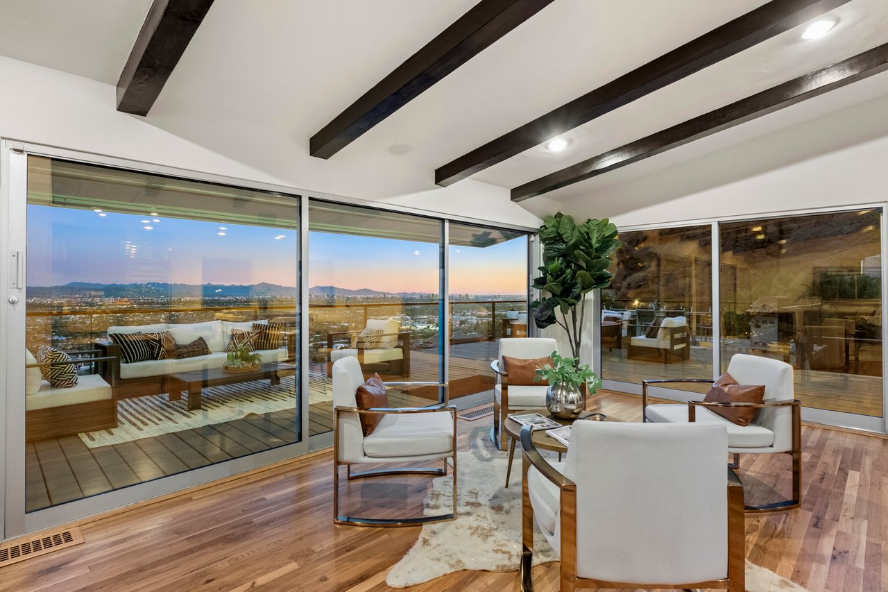4959 E RED ROCK Drive