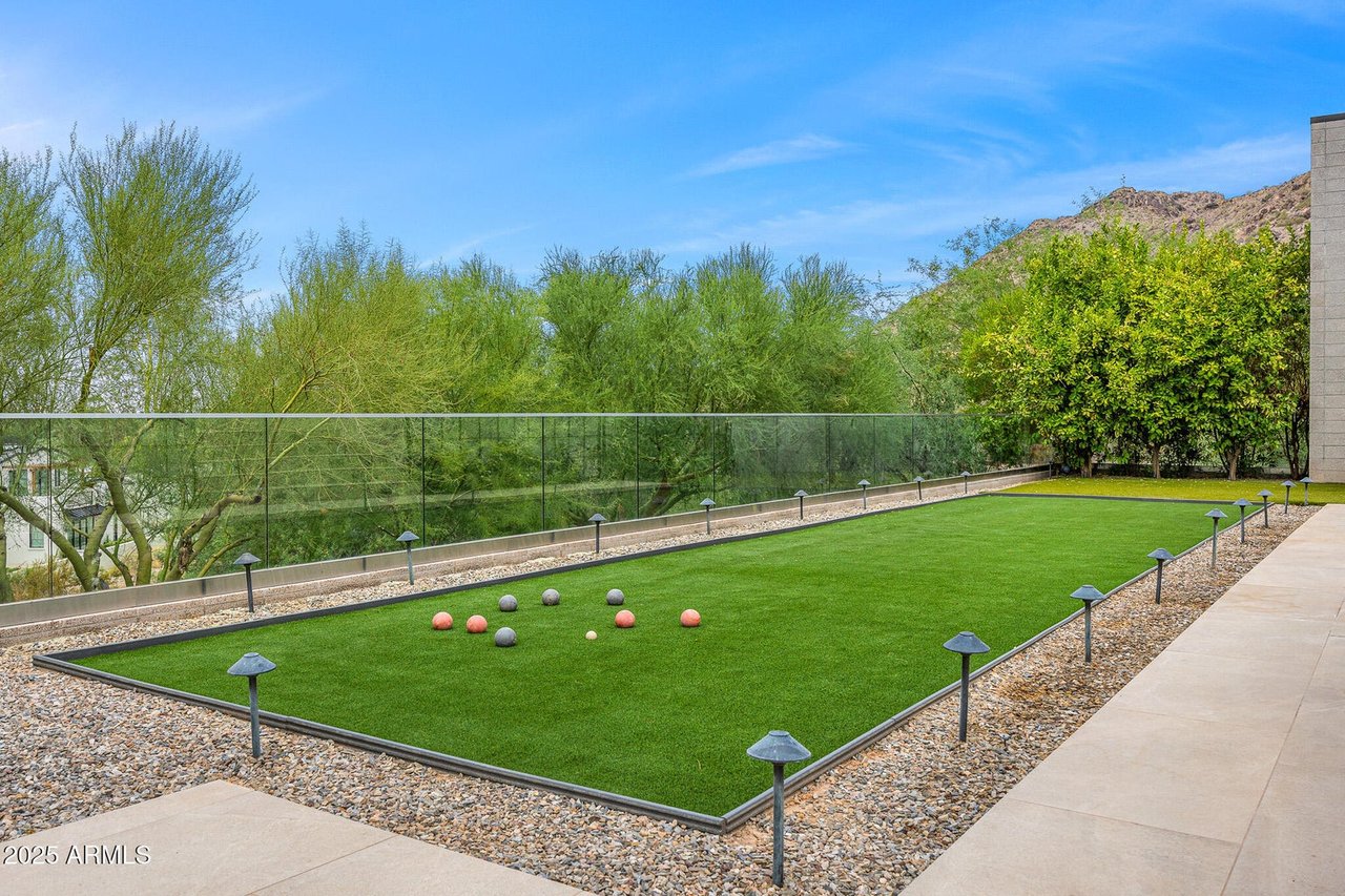 6149 E INDIAN BEND Road