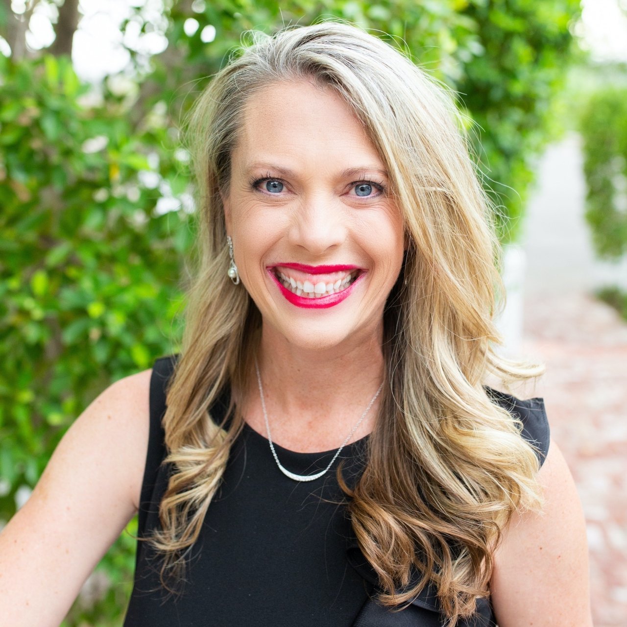 Andrea Lilienfeld Scottsdale, AZ Real Estate Agent Headshot