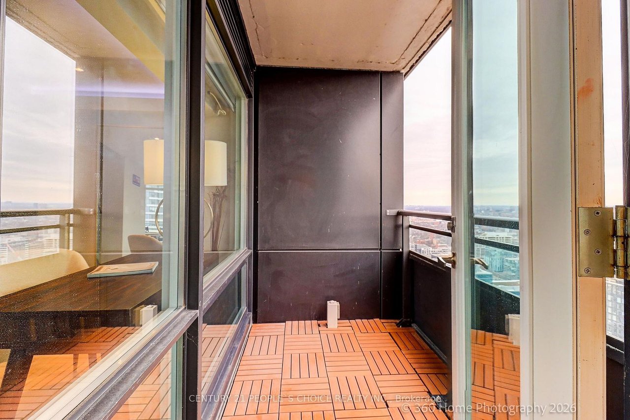 UNMATCHED LUXURY AT  THE WATERFRONT