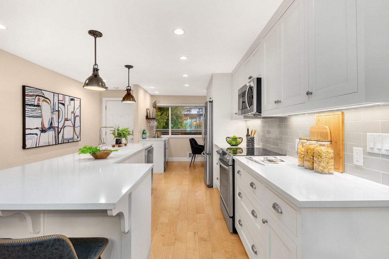 6620 Lake Washington Boulevard NE Unit: 303