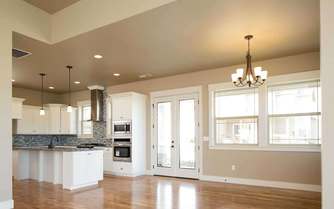 You Might Want To Think About Building Your New Home
