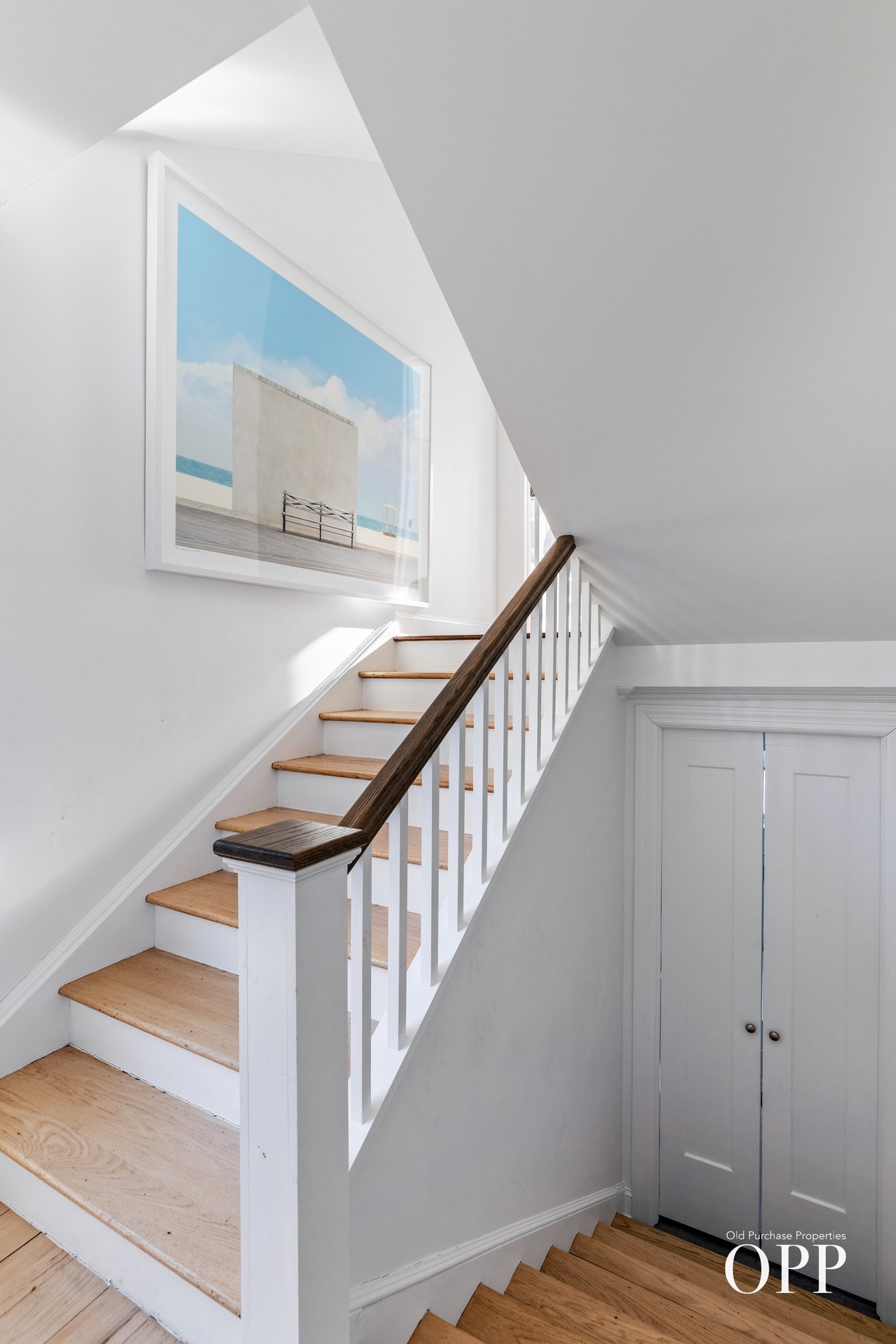 EASY SUMMER LIVING WITH POOL, HOT TUB & SCREENED PORCH