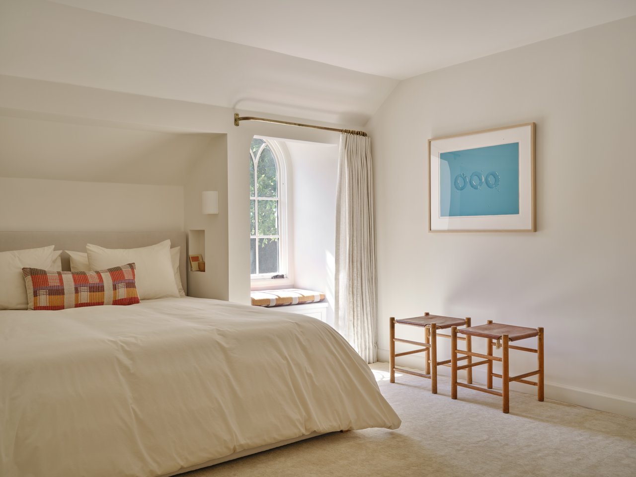 17333 Rancho St, Encino