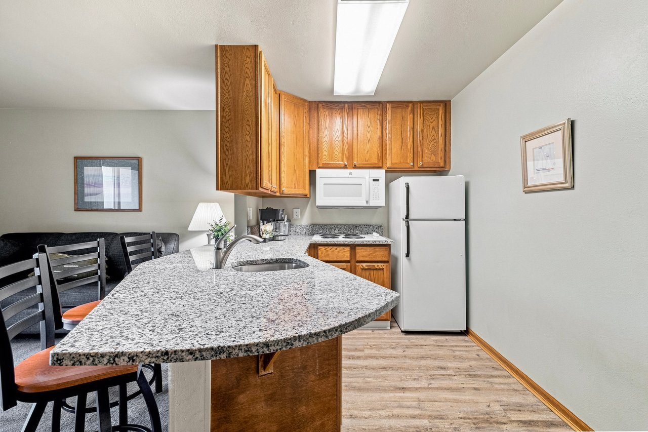 111 Center St. Unit 235 