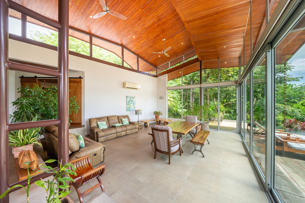 V-Sylvie Rancho Villa | Tropical Villa with Pool and Panoramic Views near Tamarindo