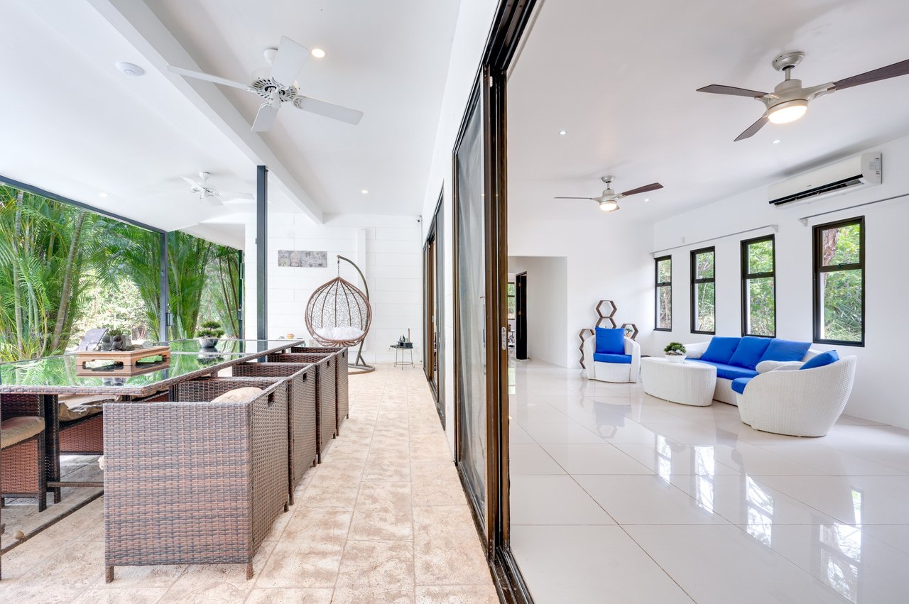 V-Iguana Finca Panamá | Large Property with Two Houses, Pool & Expansion Potential Near Tamarindo