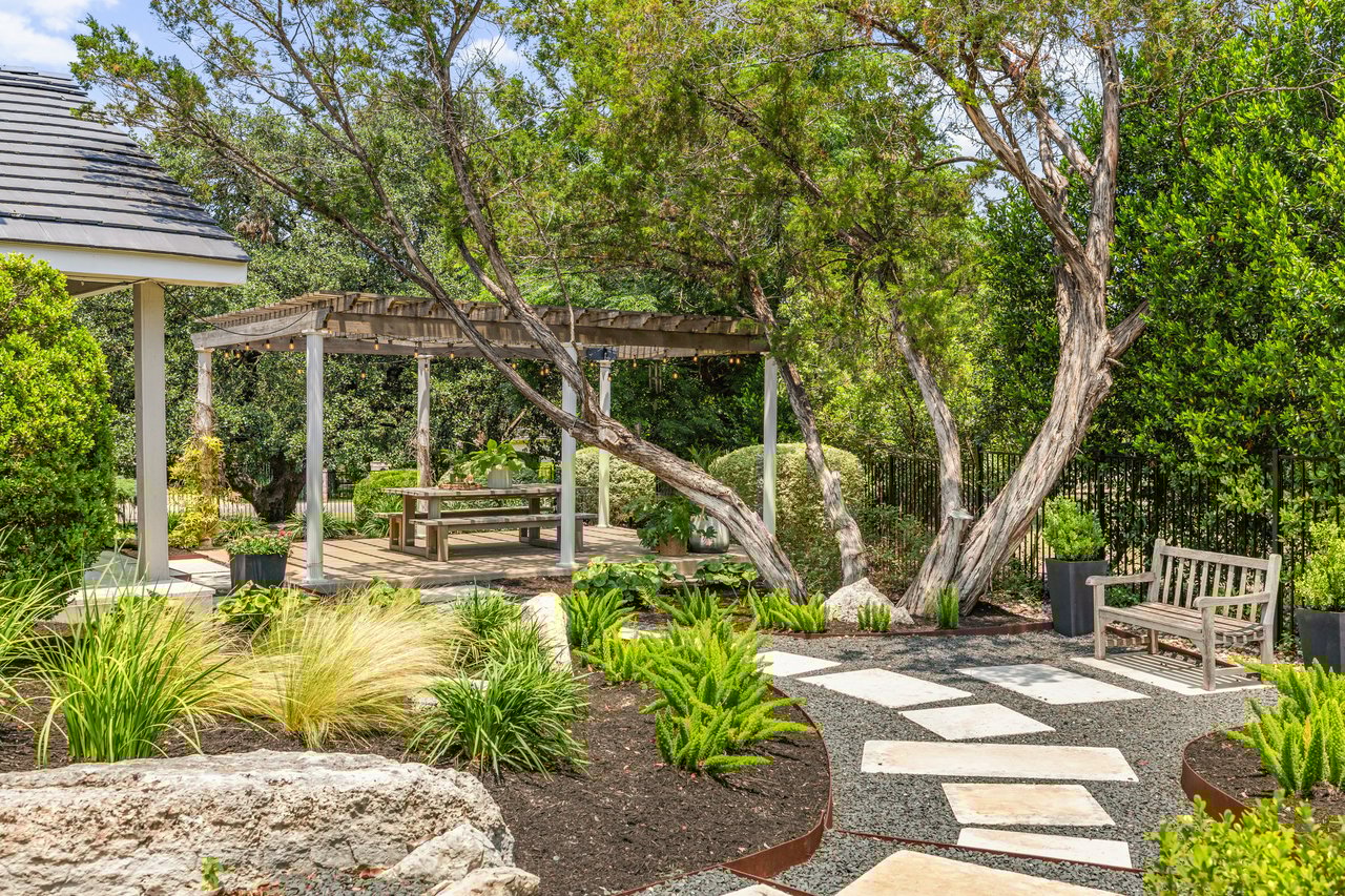 3742 Golden Rain Cove