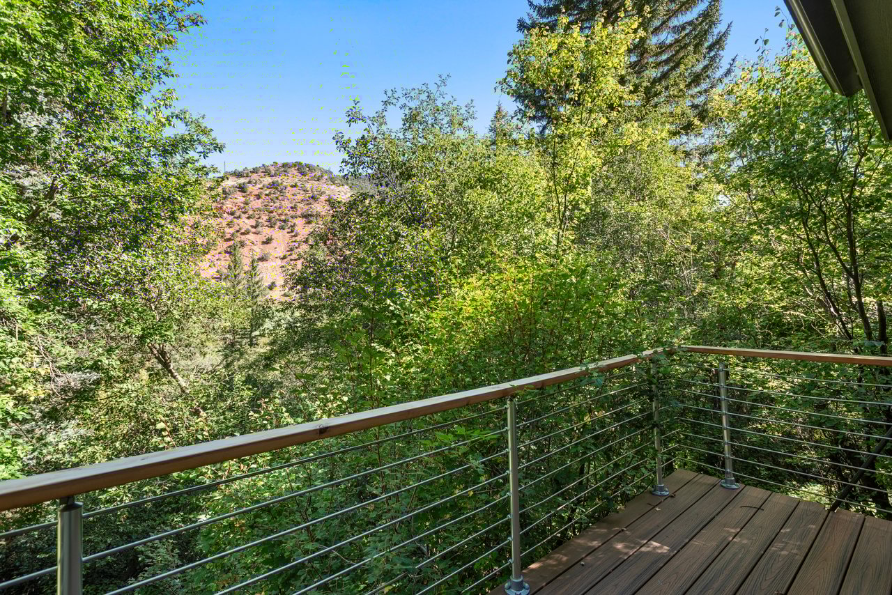 Colorado Lifestyle Awaits