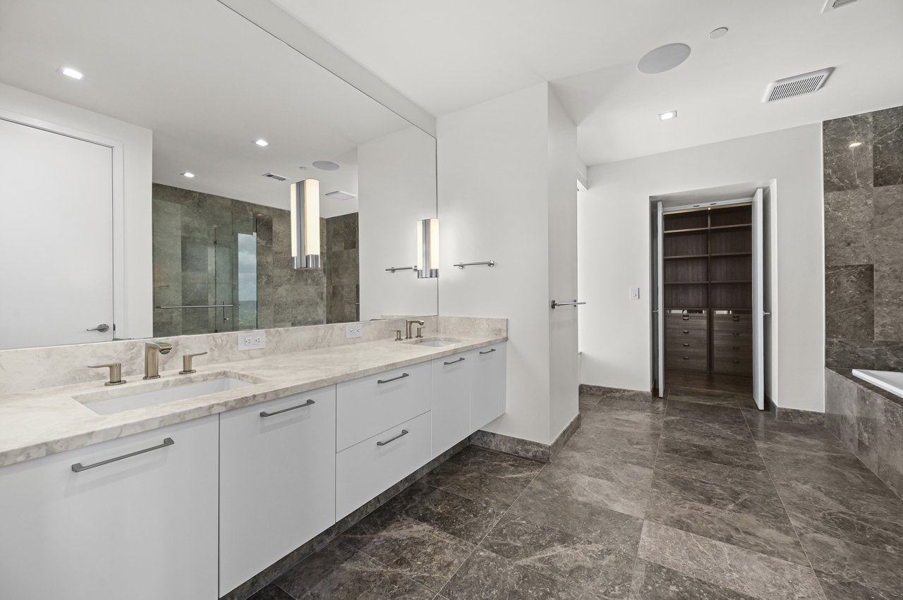 501 West Ave #3201
