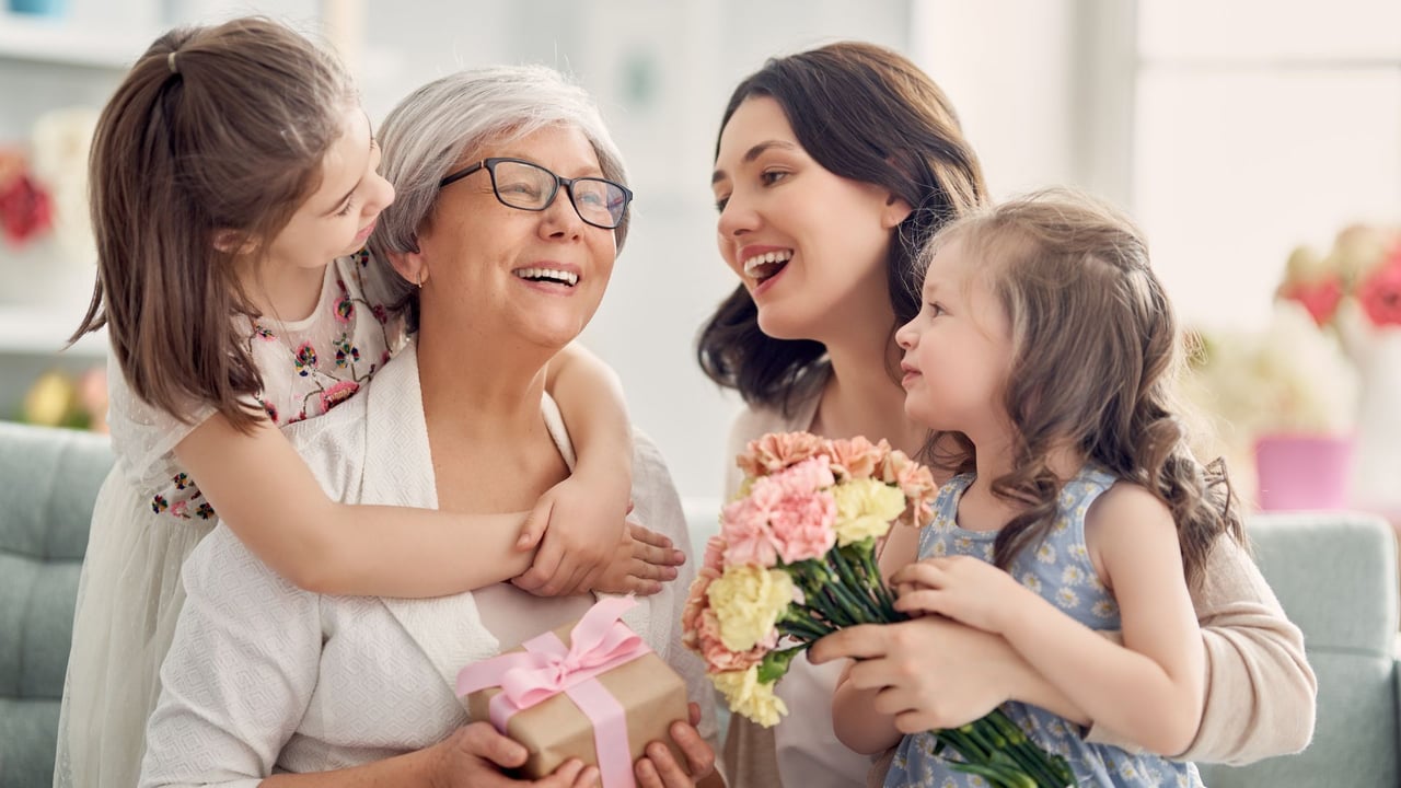 Celebrate Her in Style: A Complete Mother’s Day Guide in Scottsdale