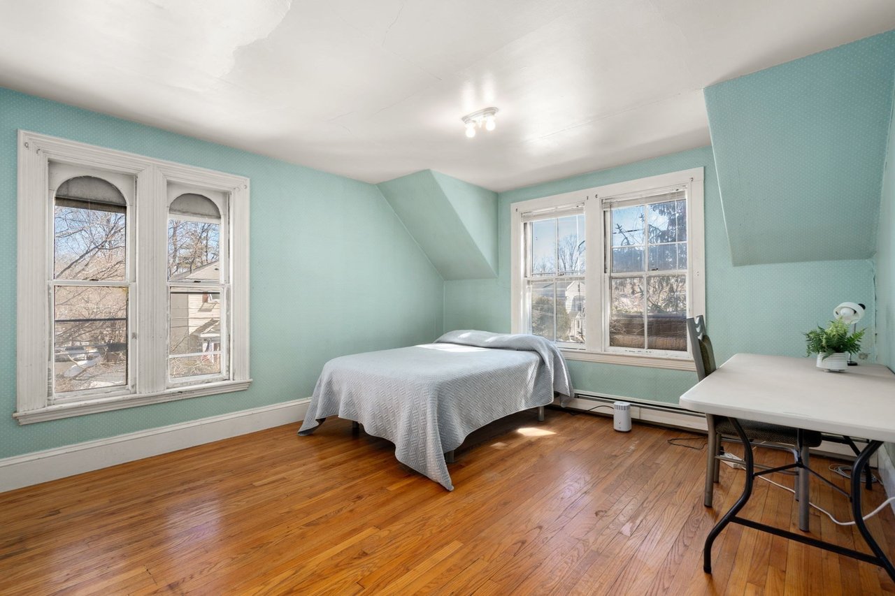 7 High St, Natick