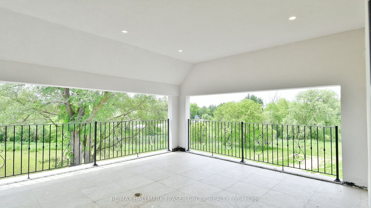 3708 Vivian Rd Whitchurch-Stouffville
