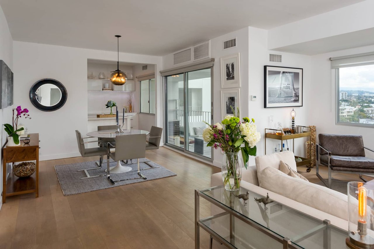 Prestigious Plaza Towers | 5-Star Amenities - Full Service Building