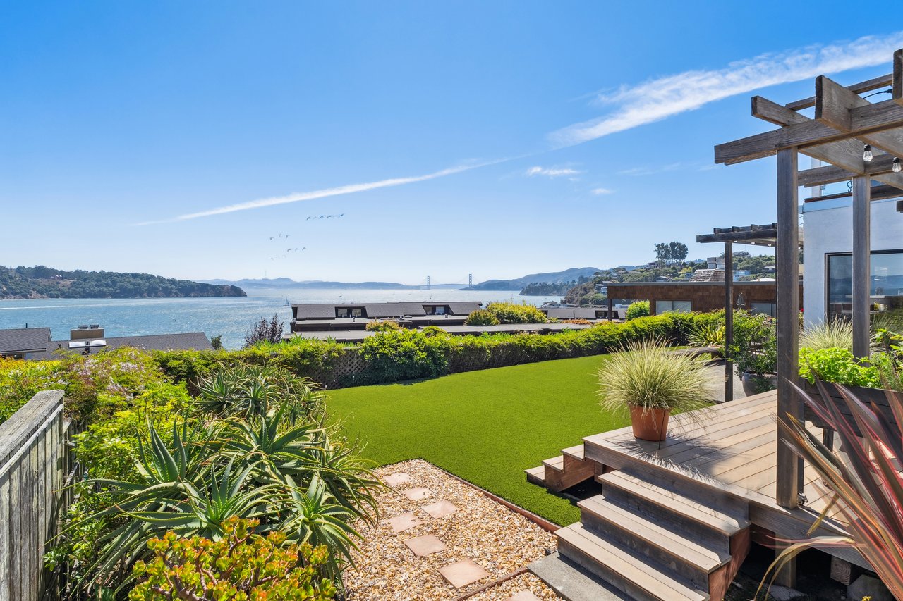 Picturesque Views of Angel Island and the Golden Gate Bridge