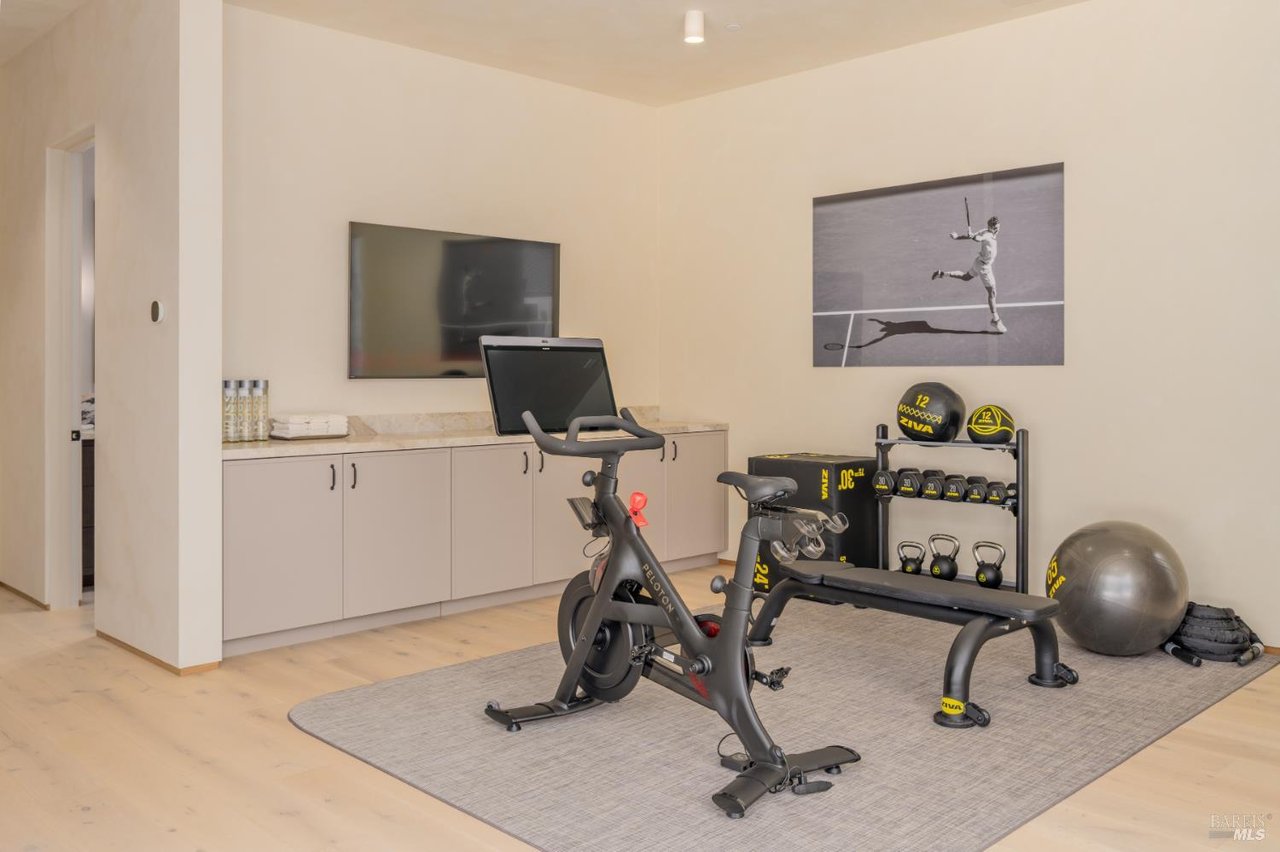 1438 Ridge Valley Road