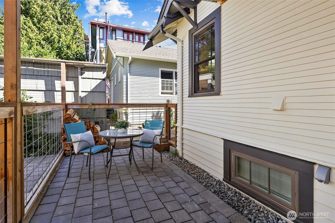 3901 Bagley Avenue N