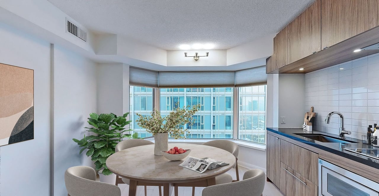 155 Yorkville Ave #2811