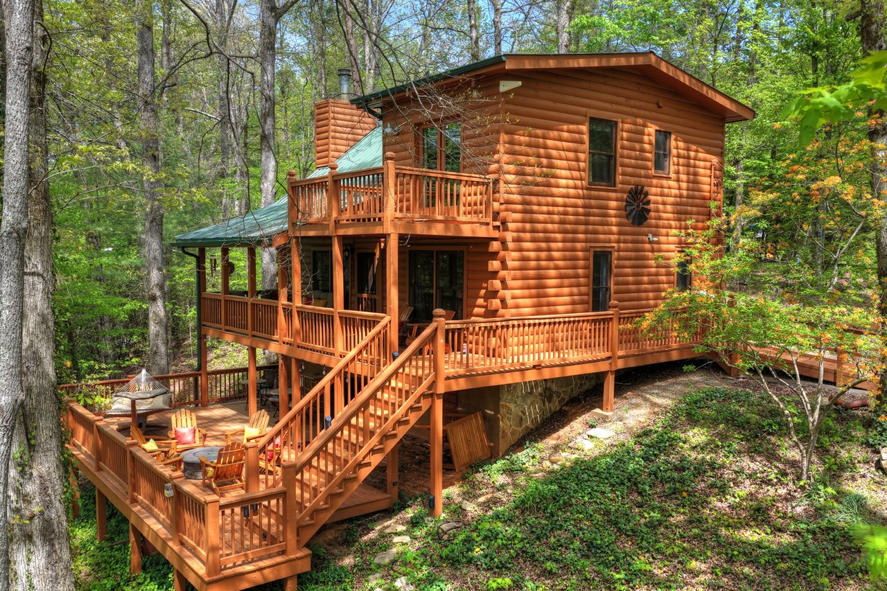 A Creekside Mountain Retreat in Cherry Log, GA | 4081 Whitepath Road