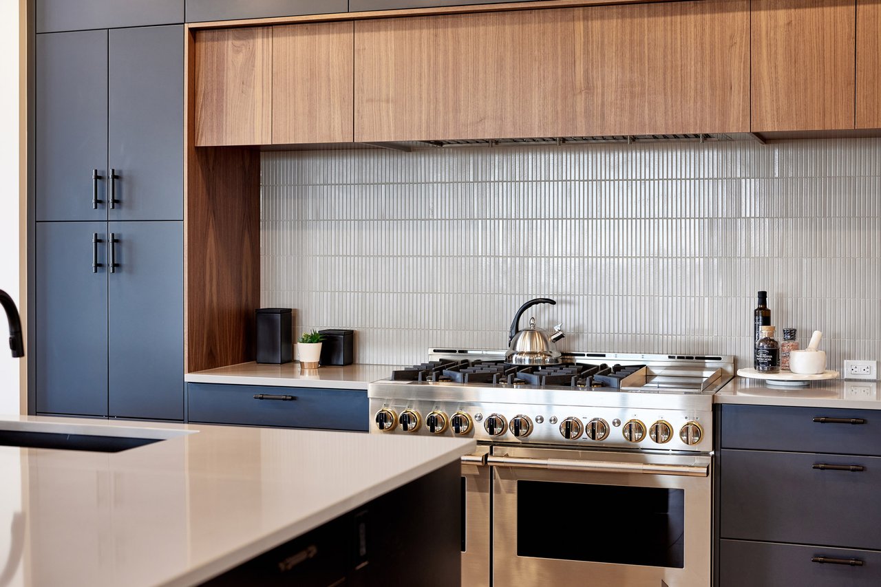 218 Aspen Summit Place SW