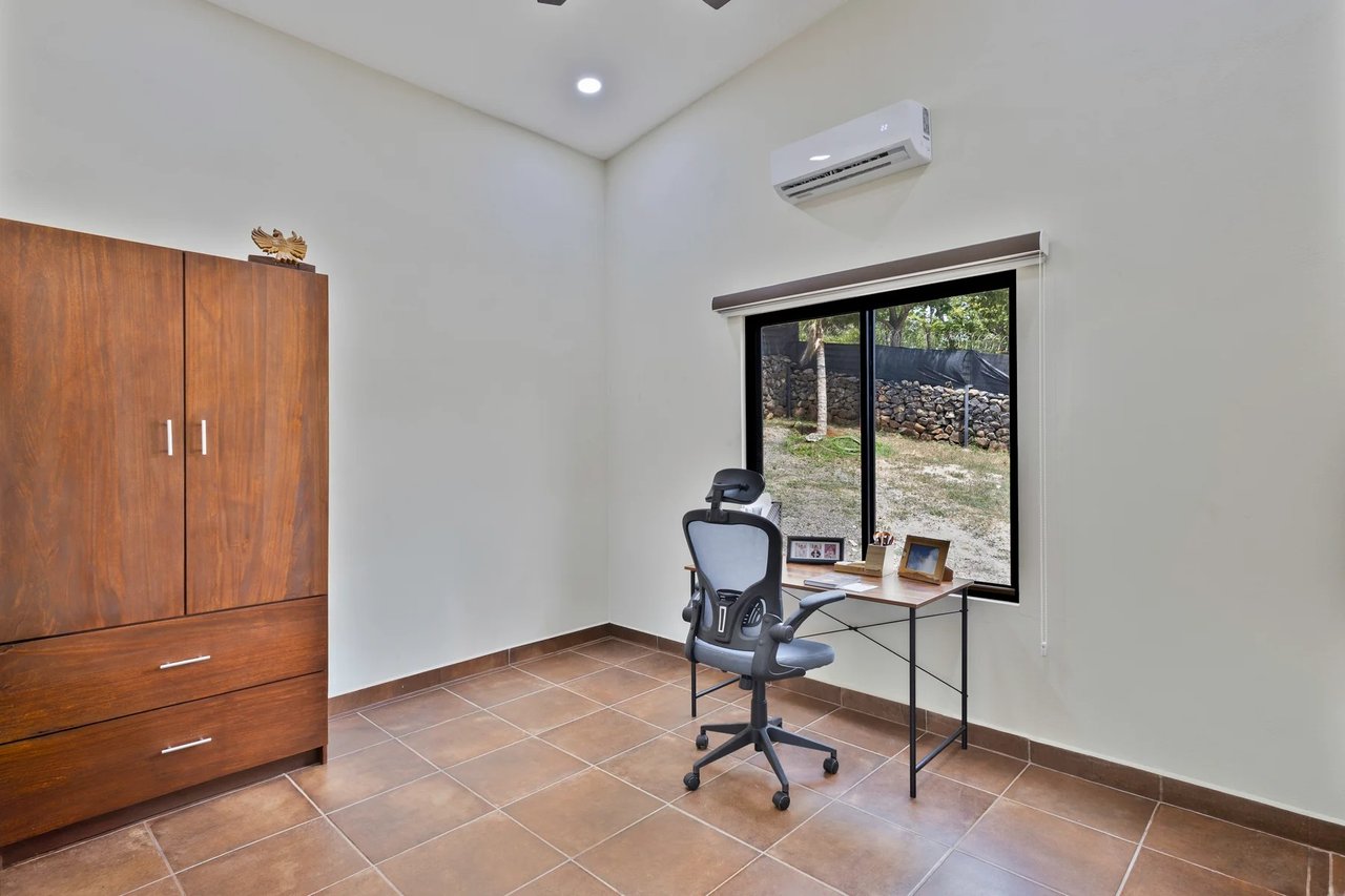 Your Costa Rican Retreat with Room to Grow in Playas del Coco
