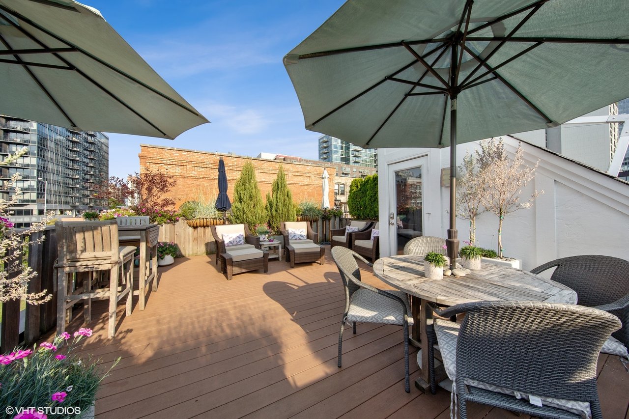 210 W Scott St #K