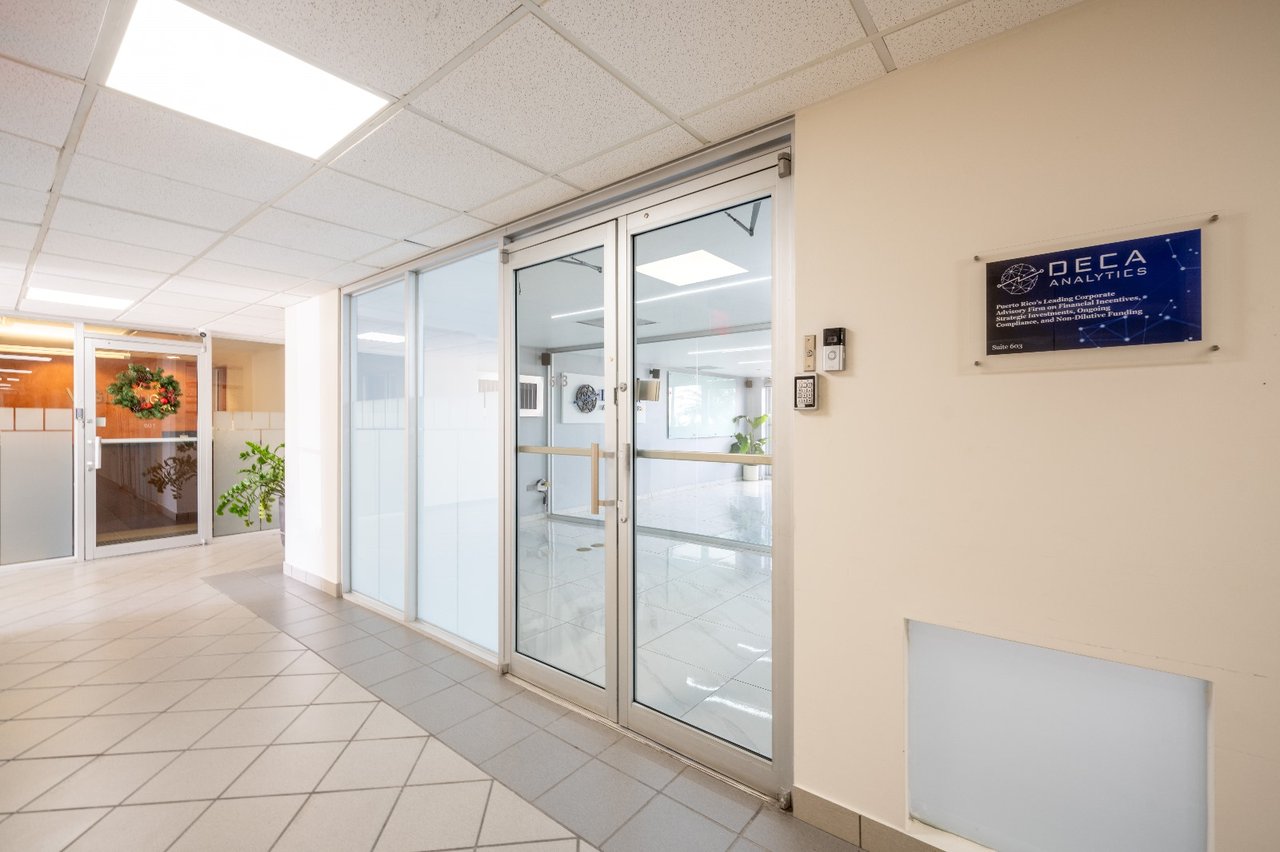Office Space, VIG Tower, Santurce, PR 00907