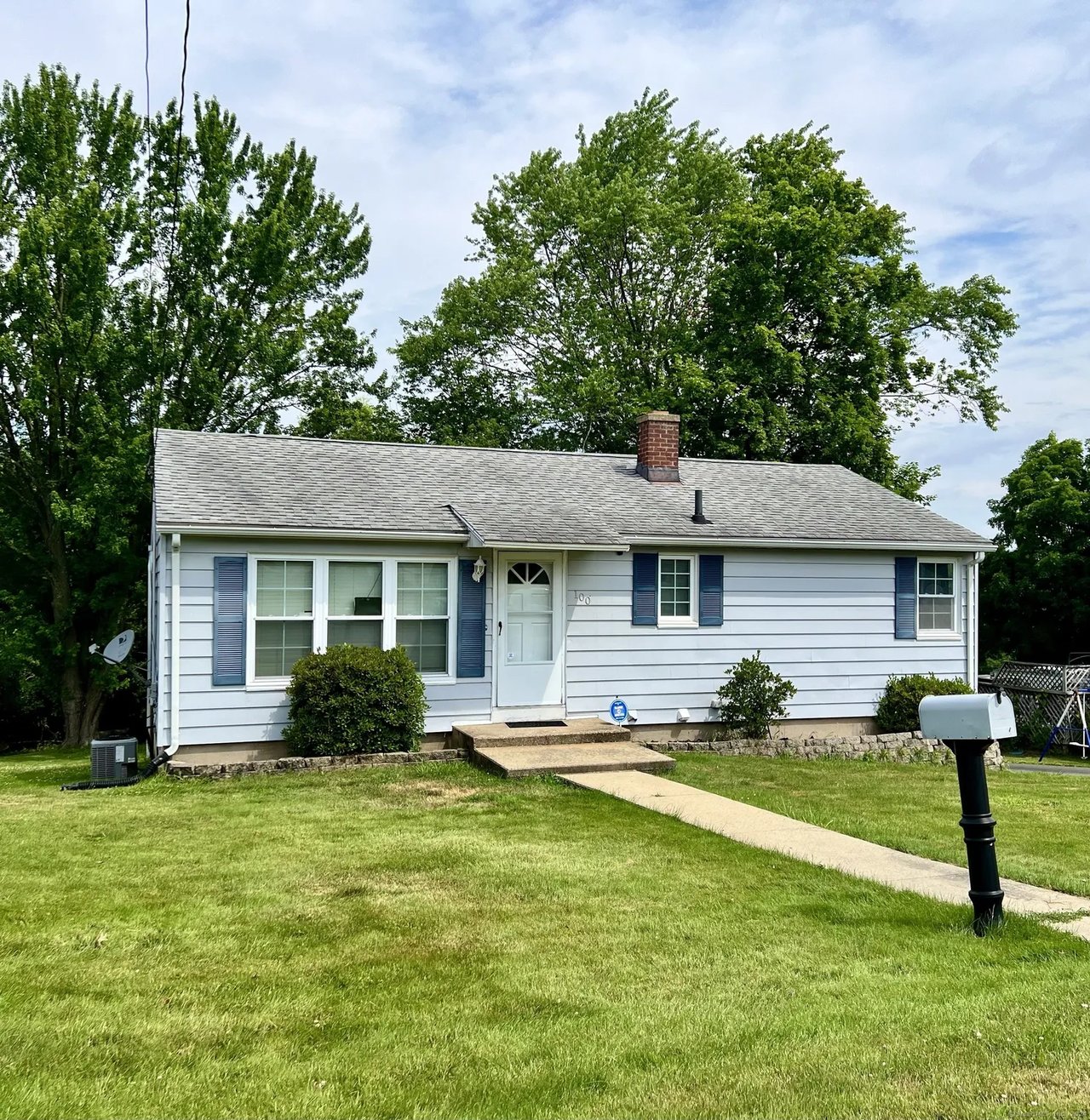 100 Mount Carmel Avenue