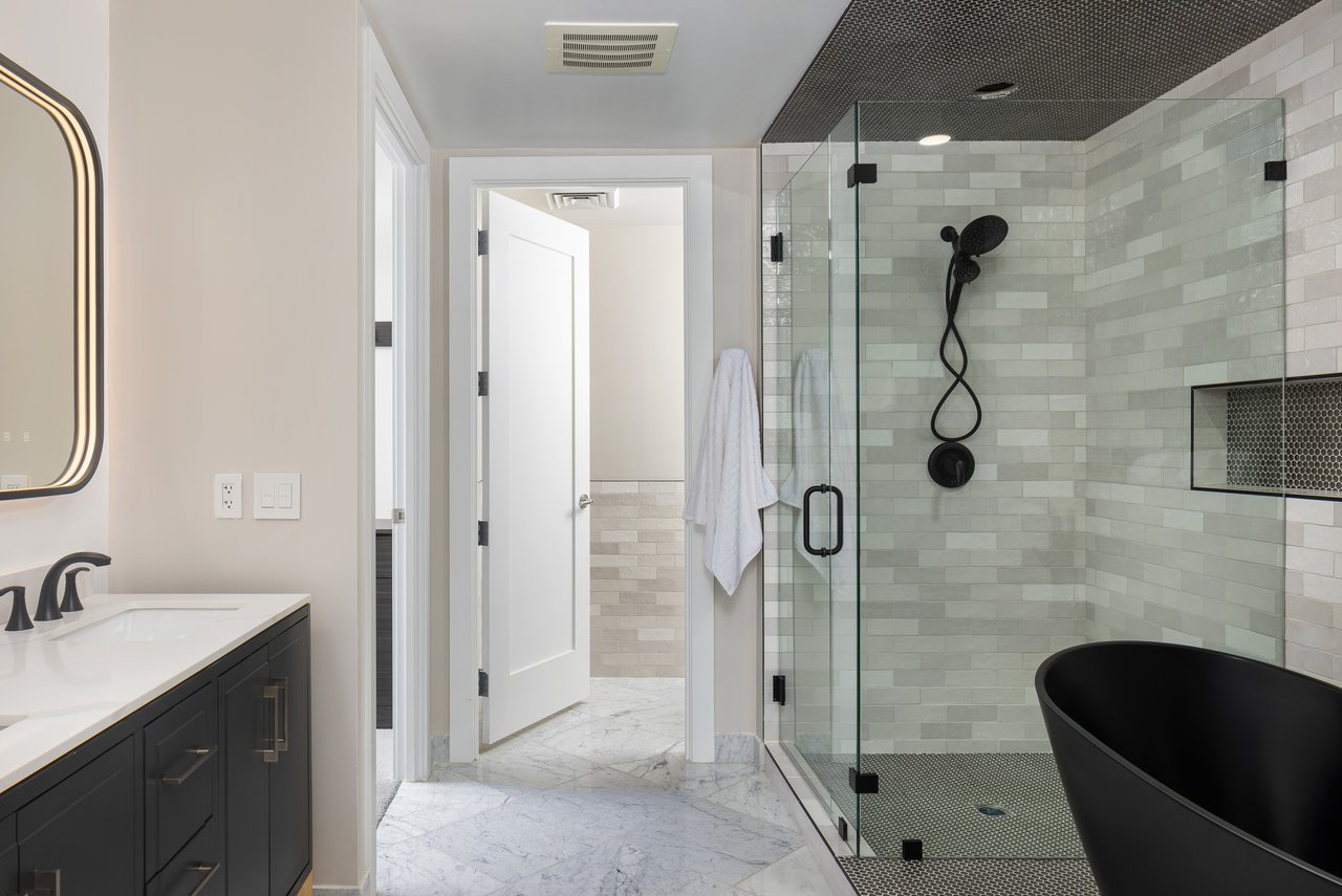 140 E RIO SALADO Parkway 1103