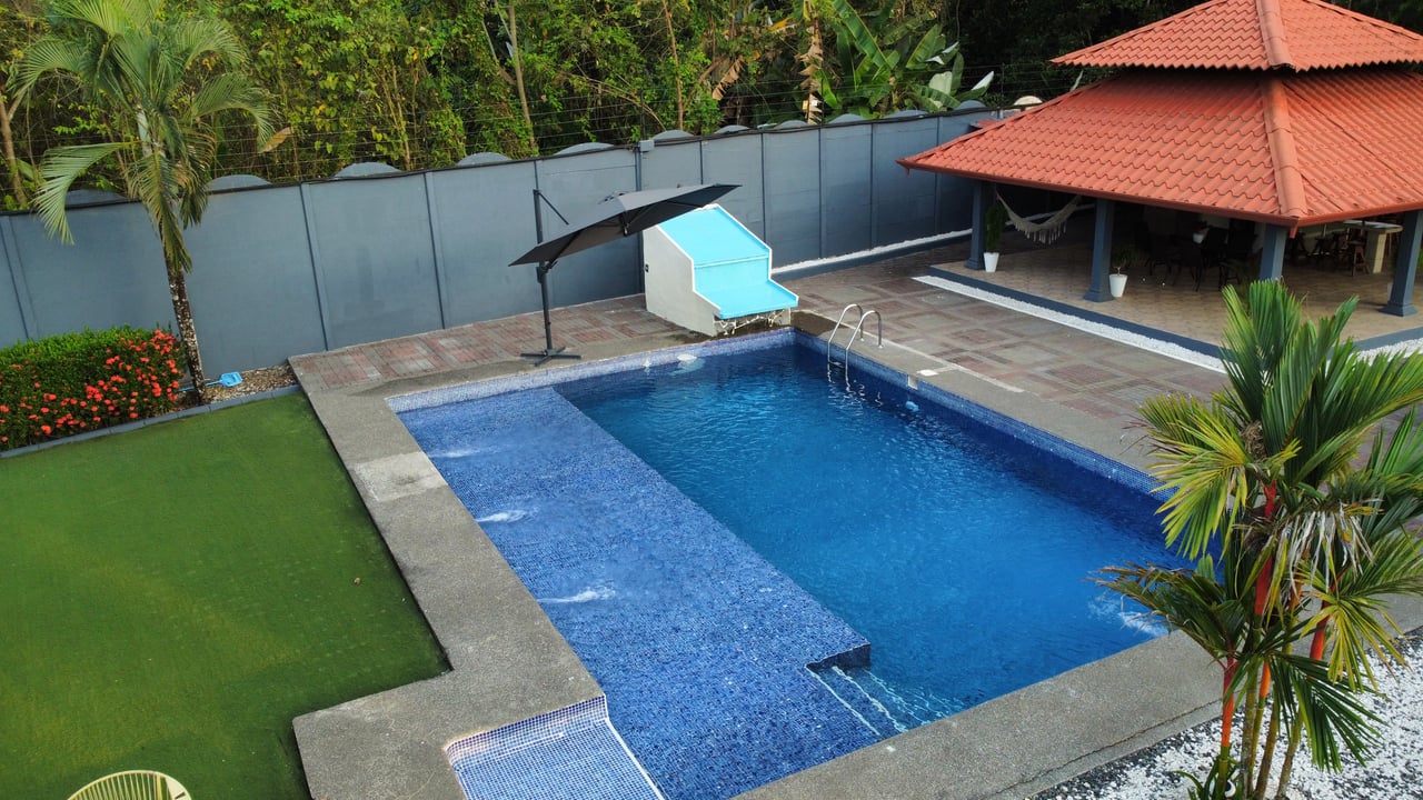 Beautiful house in Residencial Palmas del Sol | Tranquility and style