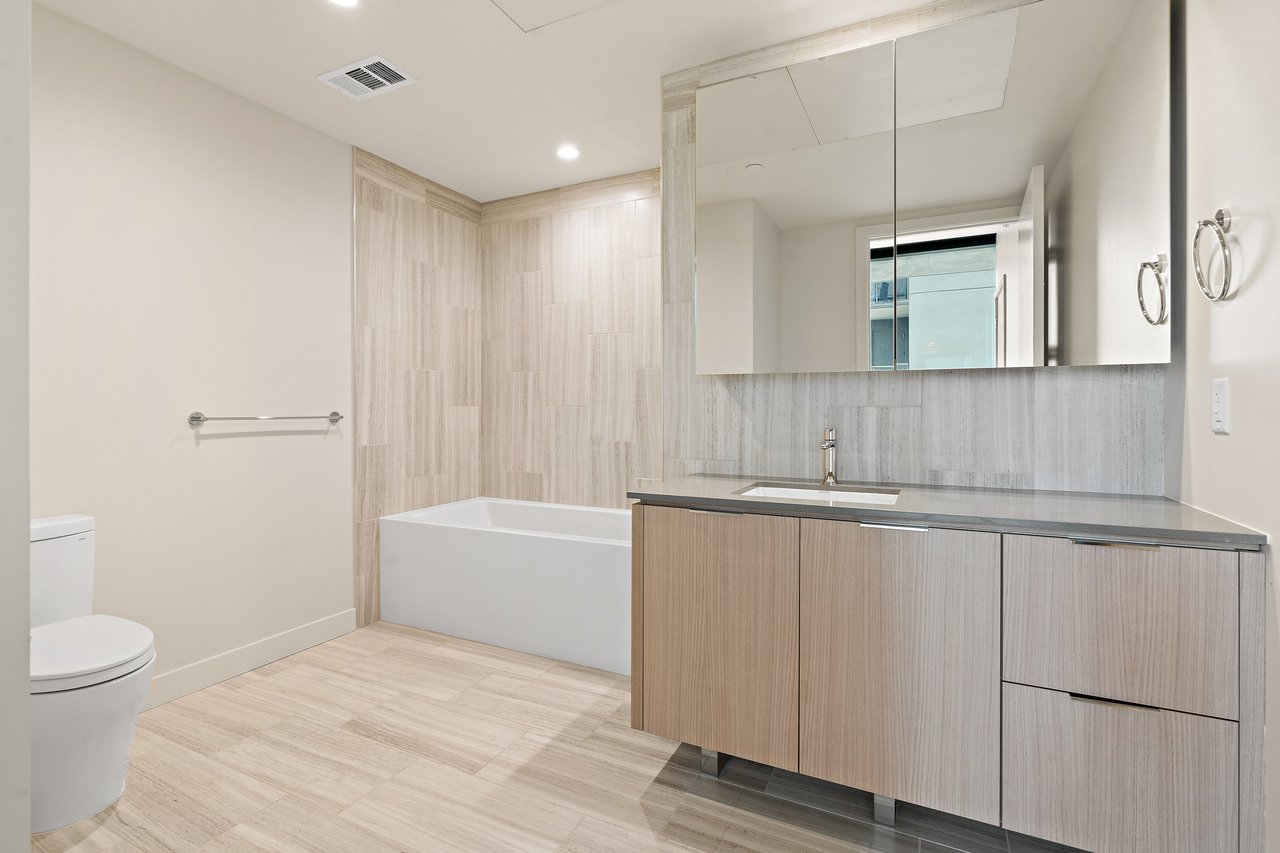 44 East Ave #1203