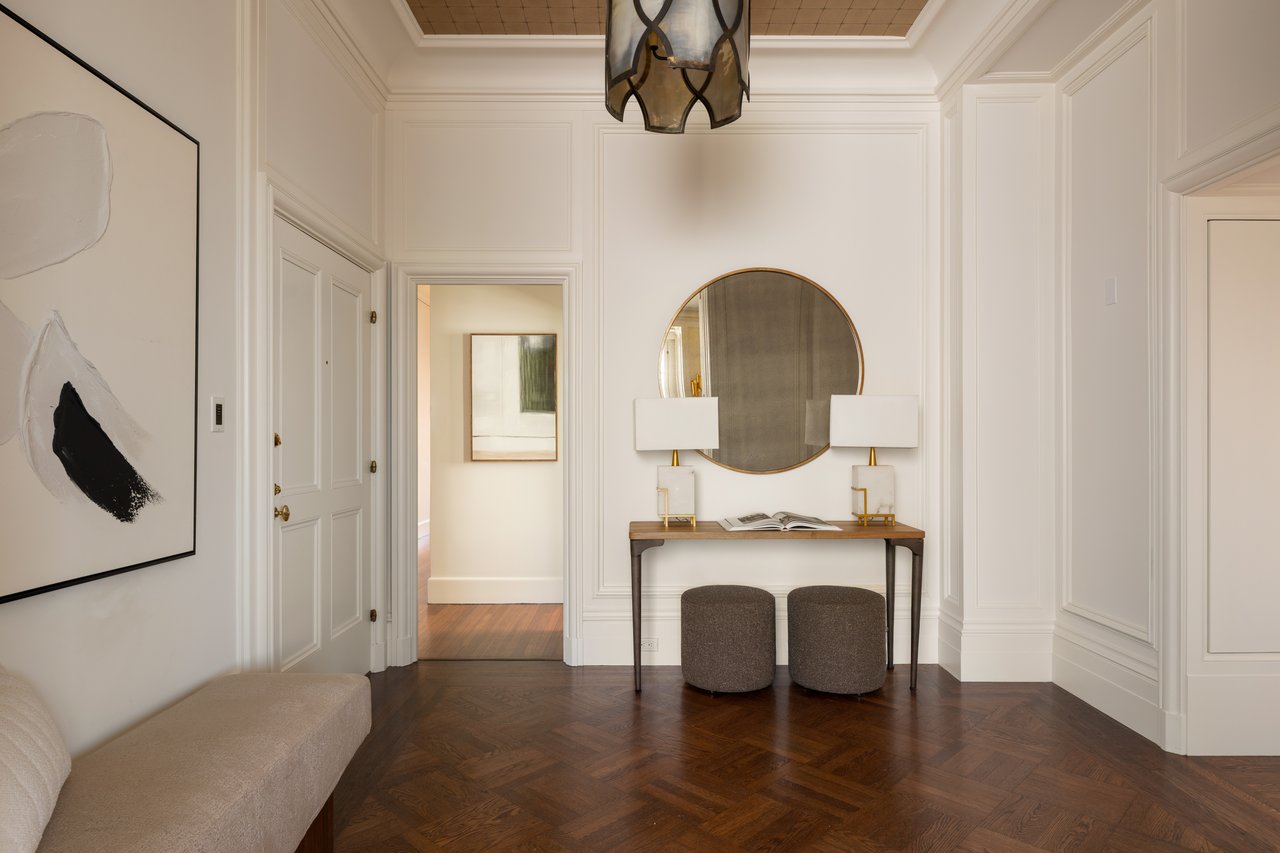 Majestic Pacific Heights View Apartment