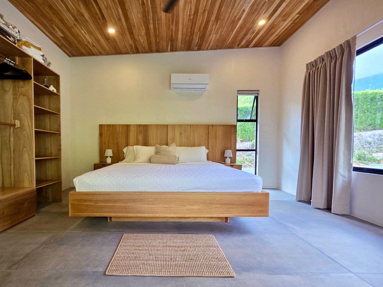Stunning New Modern Home in Ojochal – Usable Lot Surrounded by Jungle and Creeks