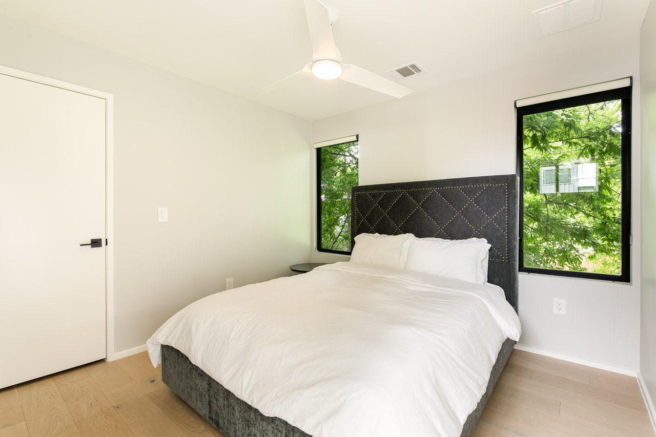 404 W Milton