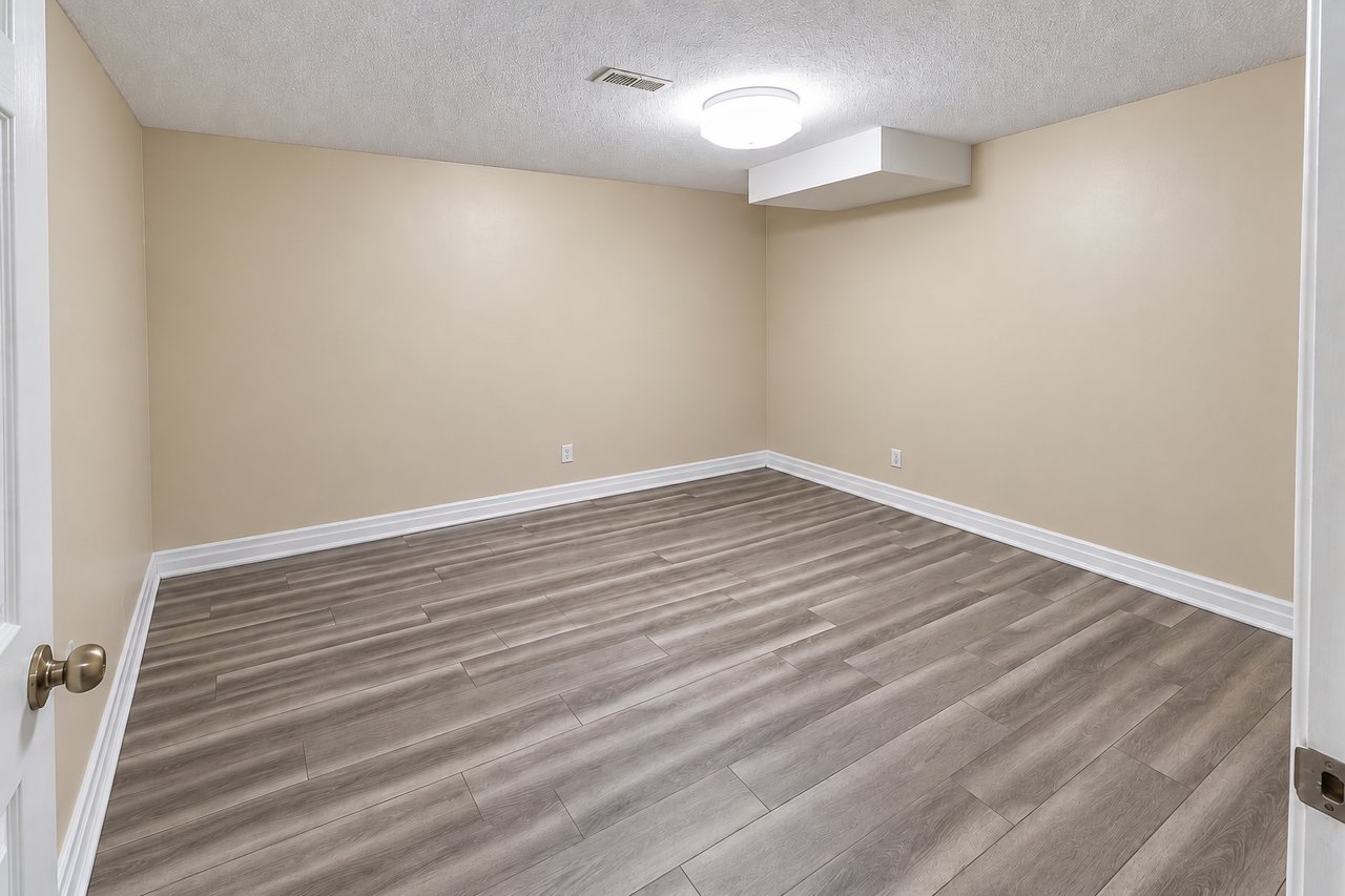 29 Northgate Crescent