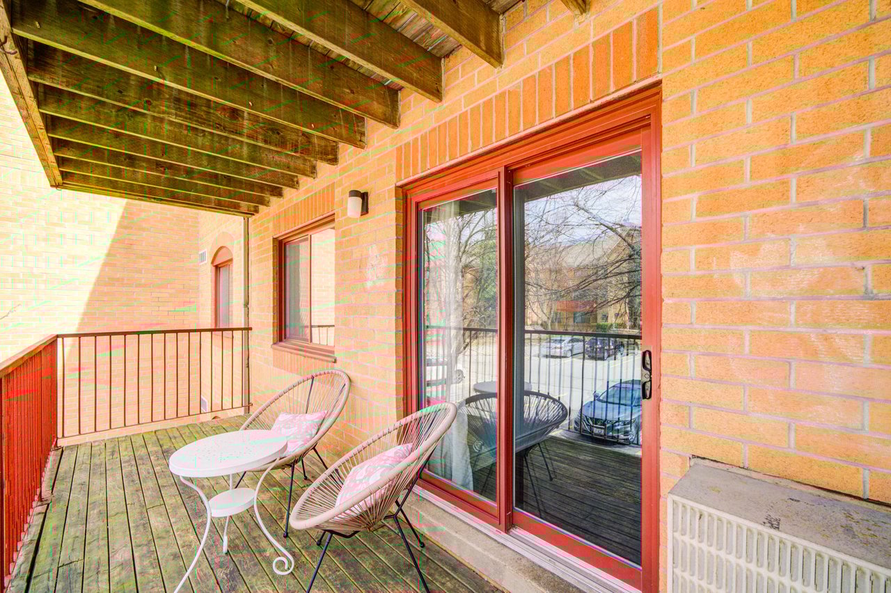 #521 - 1514 Pilgrims Way Unit: 521