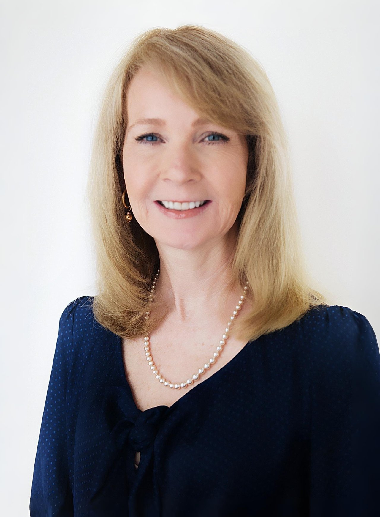 Debbie Duffy Severna Park, MD Real Estate Agent Headshot