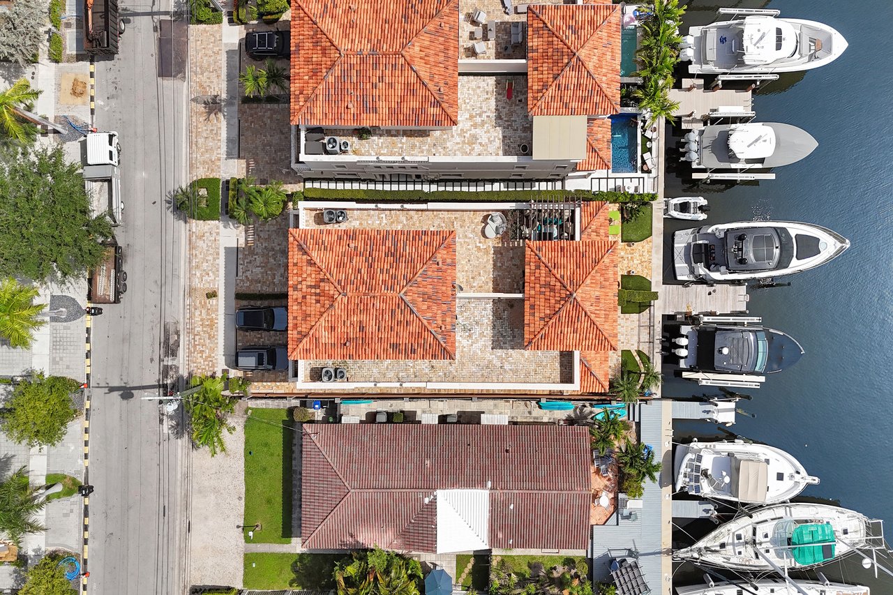 210 HENDRICKS ISLE, FORT LAUDERDALE FL 33301  